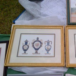 NEW PENNSYLVANIA HOUSE MATCHING PAIR OF URN PRINTS
